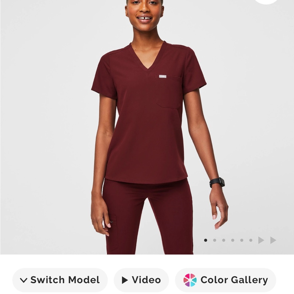 FIGS Women's Catarina One-Pocket Scrub Top in Burgundy Size XL